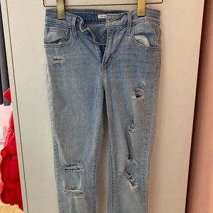 Levis Light Wash Skinny Jeans